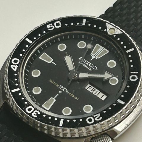 Vintage SEIKO Diver 150  nummer 710119 fra 1976 selges
