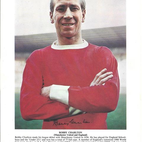 BOBBY CHARLTON - MANCHESTER UNITED