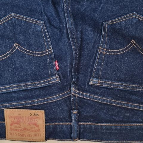 Levis 505