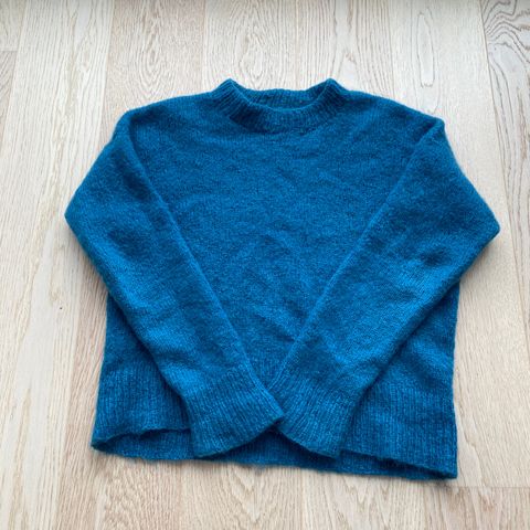 Stockholm sweater fra Petitknit, hjemmestrikk
