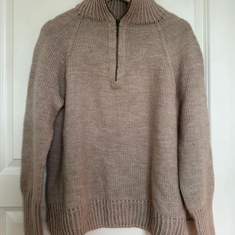 Zipper sweater