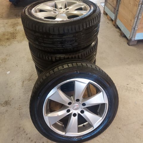 Italienske Mak 20" 139,7x6 felger med nokian suv dekk