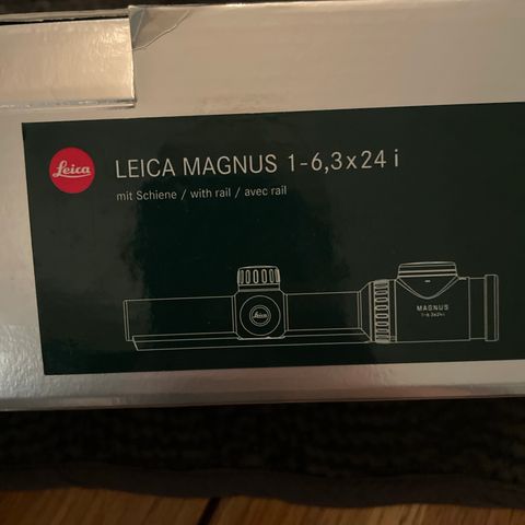 Leica Magnus