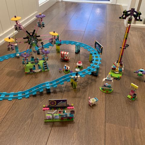 Lego Friends  Tivoli 41130 og 41128