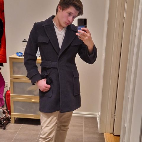 Svart frakk/jakke