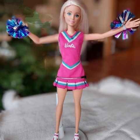 Barbie Cheerleader-2010.