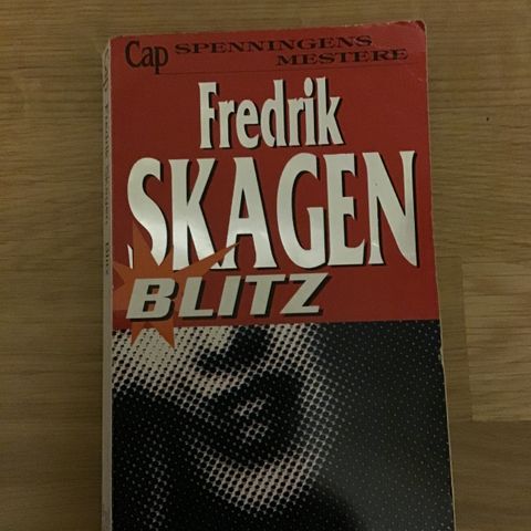 Pocketbok: Fredrik Skagen, Blitz