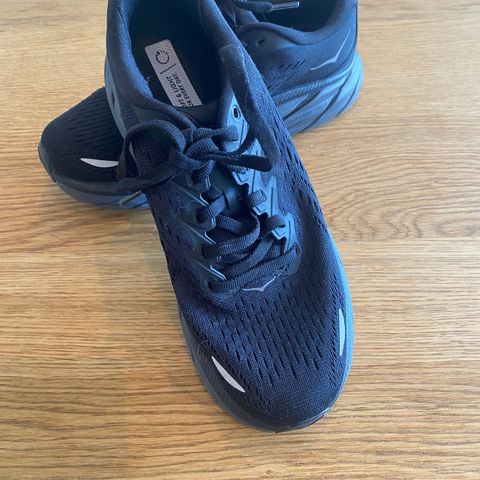 Hoka Clifton 8