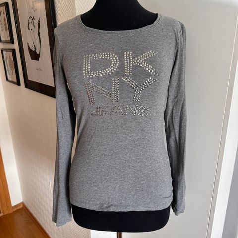 DKNY genser, lite brukt