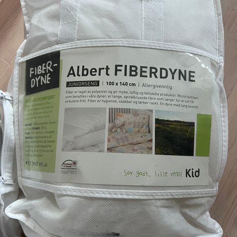 Fiberdyne og pute + sengesett 100x140