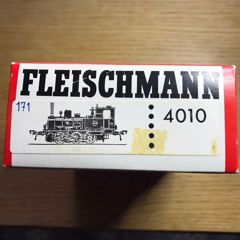 Fleischmann 4010 H0, lokomotiv