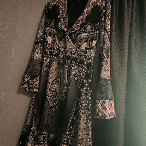 Halebob kjole