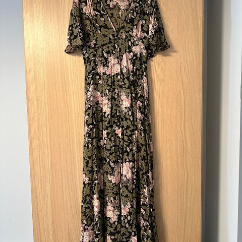 Bytimo Maxi dress