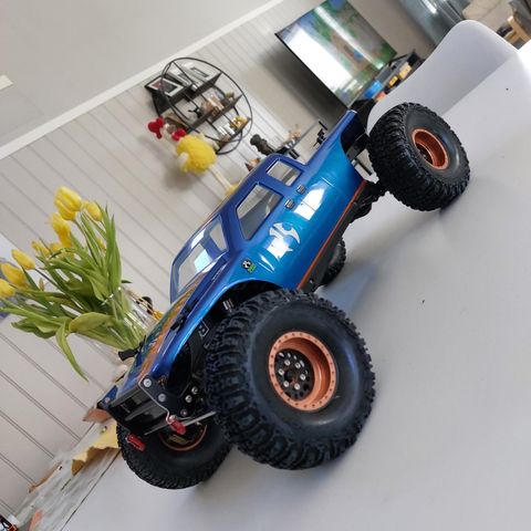 Axial Scx10 Pro