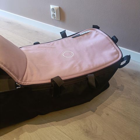 Pent brukt rosa babybag til Bugaboo Buffalo