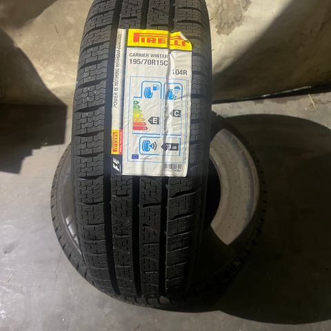 Pirelli 195-70-15