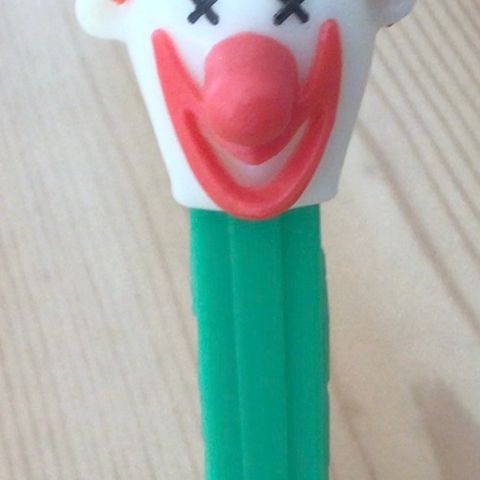 Pez dispenser Merry Music Maker Klovn