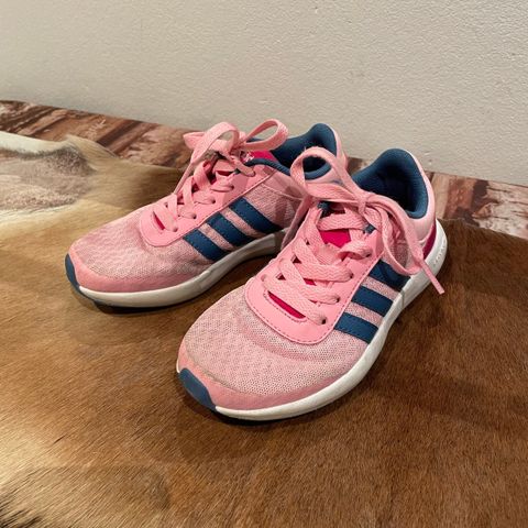 Adidas joggesko str 29