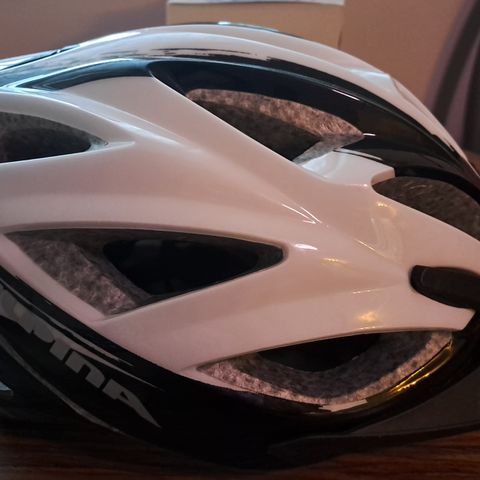 Alpina sykkelhjem/bike helmet 58-63cm