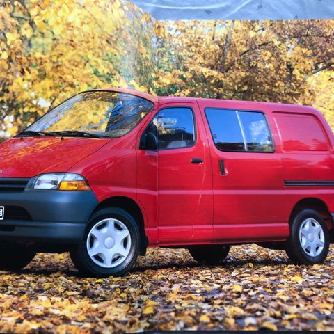 Bilbrosjyre av Toyota Hiace 1997