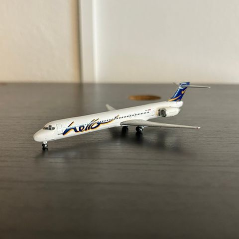 Flymodell Hello McDonnell Douglas MD-90 HB-JIB