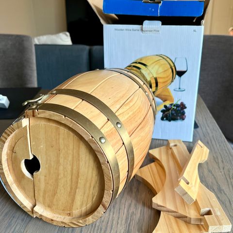 Wooden Wine Barrel Dispenser Pine