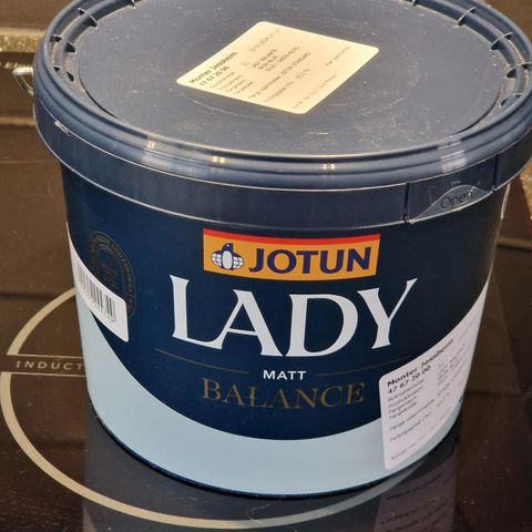 Jotun Lady Balance.