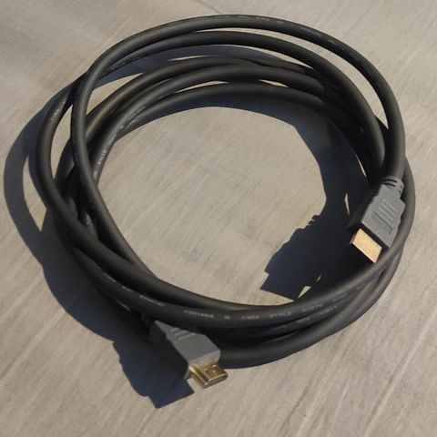 HDMI-kabel -- Tre meter