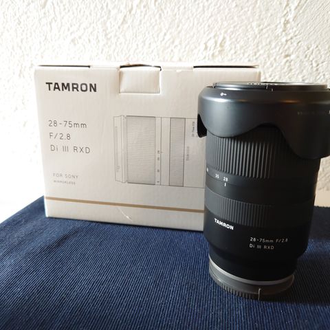 Tamron 28-75mm f/2.8