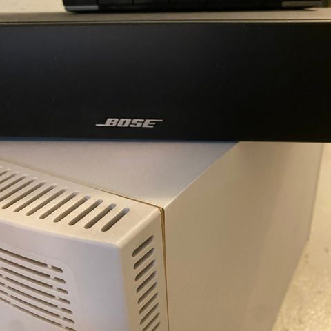 Bose MC1 høyttalere (4stk) og forsterker