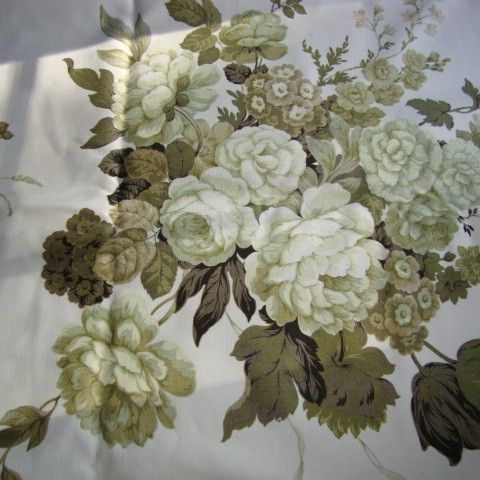 Gardiner, to høyder, med vakre, store grønne blomster, 204 x 120 cm