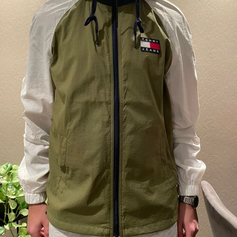 Tommy hilfiger windbreaker