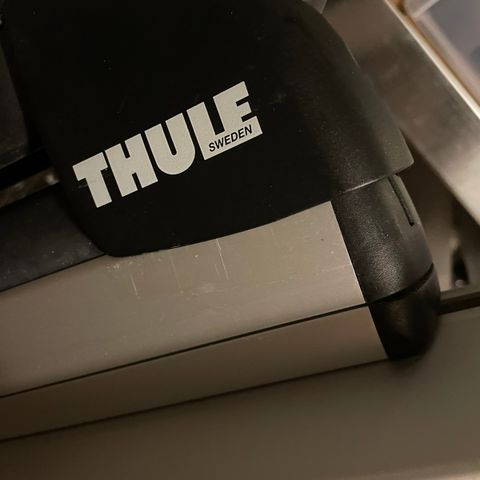 Thule Rapid system wingbar med snowpack