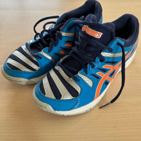 Asics innesko/hallsko str 33,5 (33)