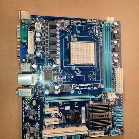 GigaByte GA-M68MT-D3P