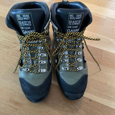 Ganni hiking boots str 40