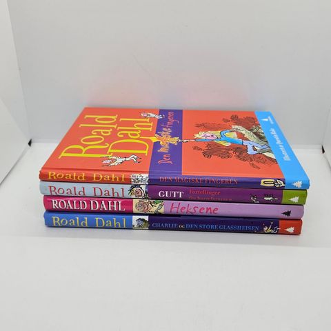 4 stk Roald Dahl hardcover bøker.