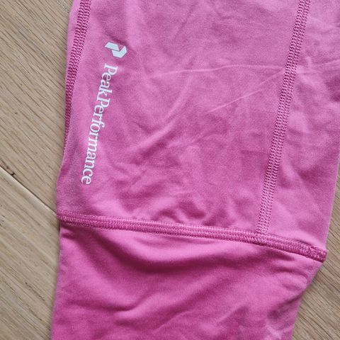 Peak performance kne tights str. S