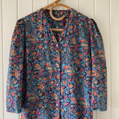 Vintage bluse med puffermer