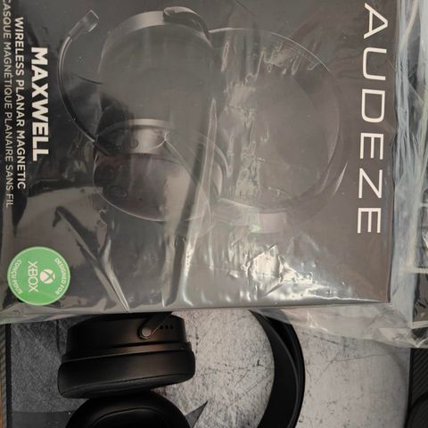 Headphones top gaming and musical Audeze Maxwell xbox version new
