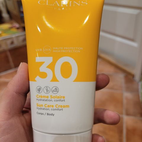 Sun cream / solkrem fra merke Clarins UÅPNET