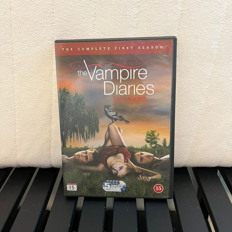 SERIE - Vampire Diaries (sesong 1)