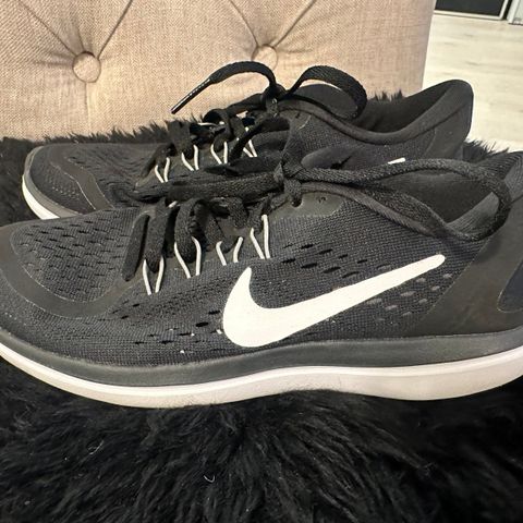 Nike running joggesko str. 36.5