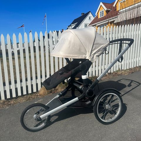 Bugaboo runner barnevogn - komplett med masse utstyr