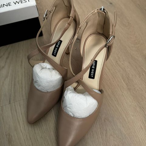 Nine West Sling Pumps Sko