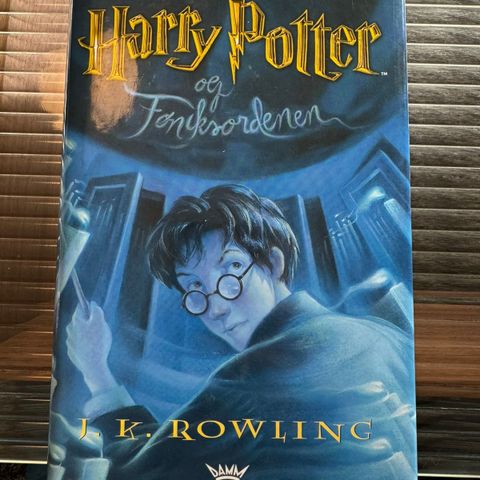 JK Rowling - Harry Potter og Føniksordenen