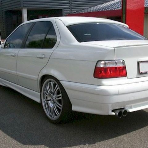 BMW E36 Bakrute spoiler