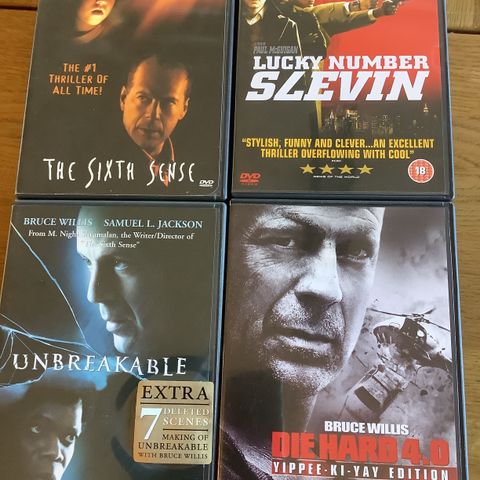 Triller Action 4 stk DVD-er BRUCE WILLIS DIE HARD/THE SIXTH/LUCKY/ UN Engelsk