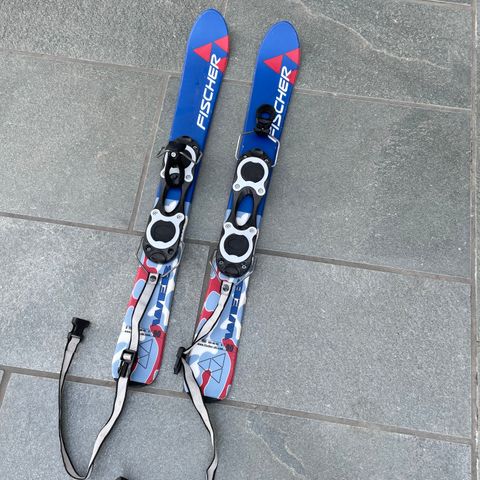 Twintip ski selges rimelig.