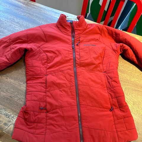 Patagonia W's Nano-Air Patagonia  (str S)